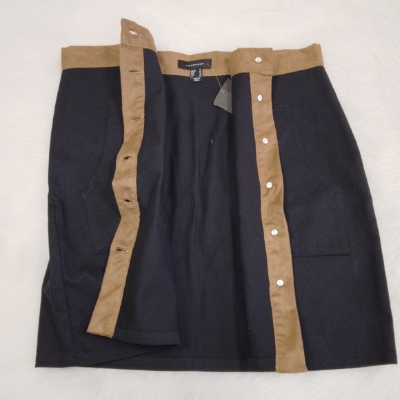 SKIRT Primark Atmosphere Button Front Skirt, Black and Tan, NWT - Picture 4 of 9